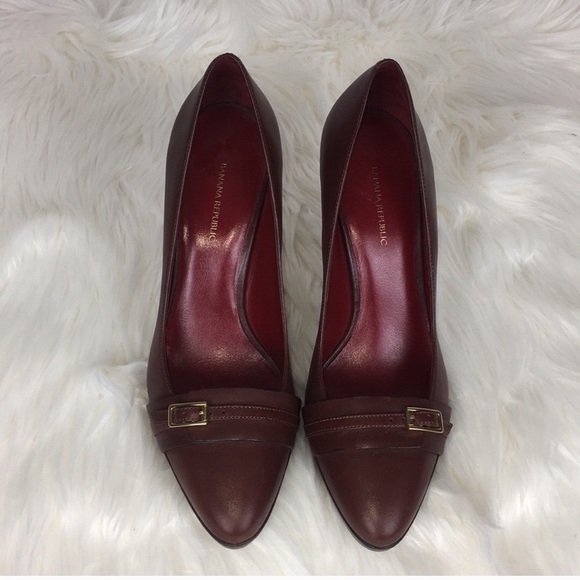 Banana Republic Shoes - Banana Republic Leather Buckle Pumps - Reposh